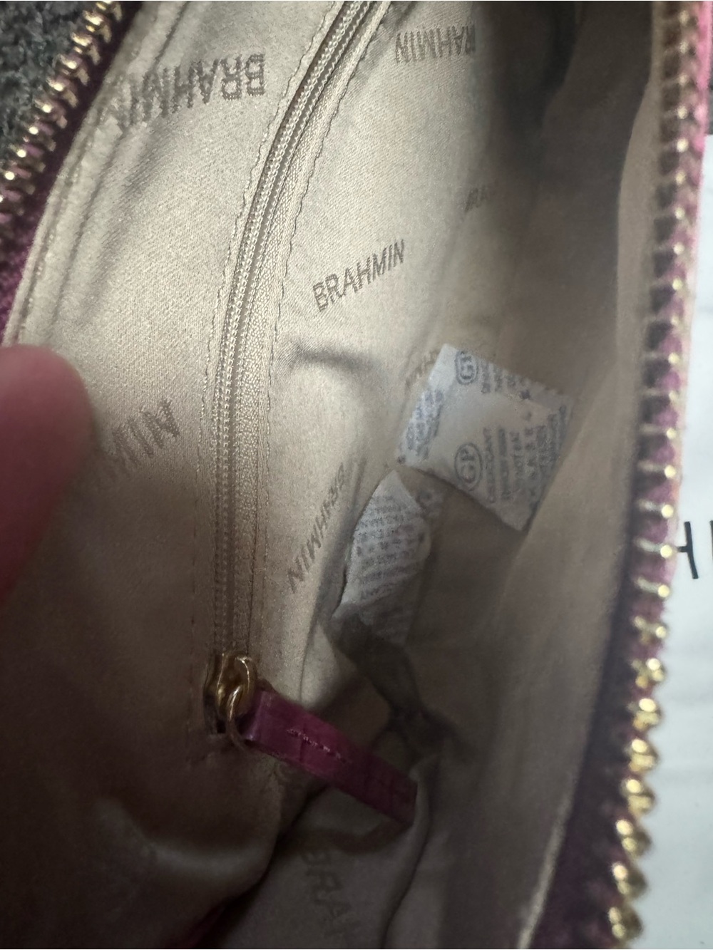 Brahmin Daisy Leather Wristlet NWT - Picture 7 of 14